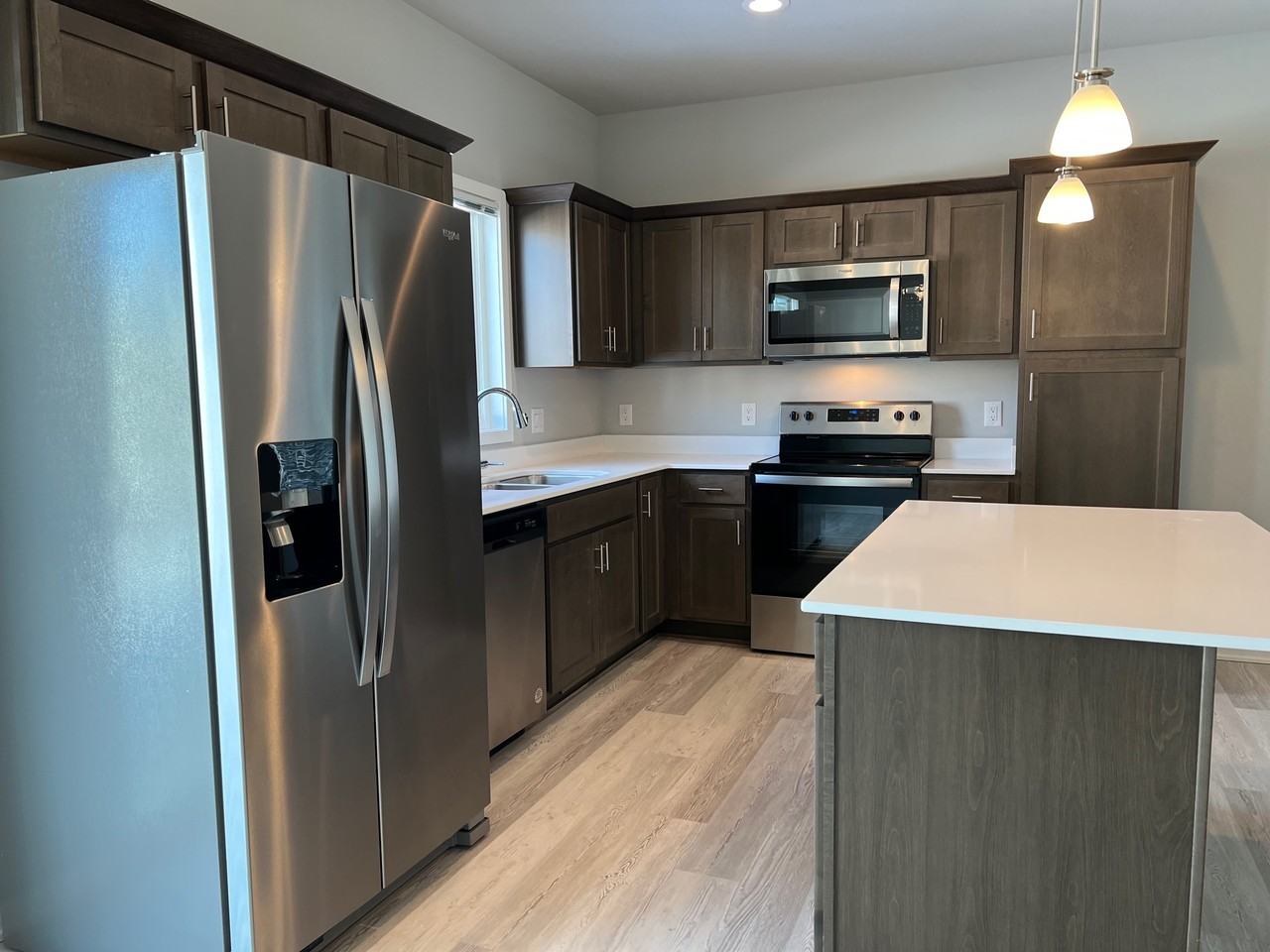 616 1st St Nw #1 - Photo 5 of 20