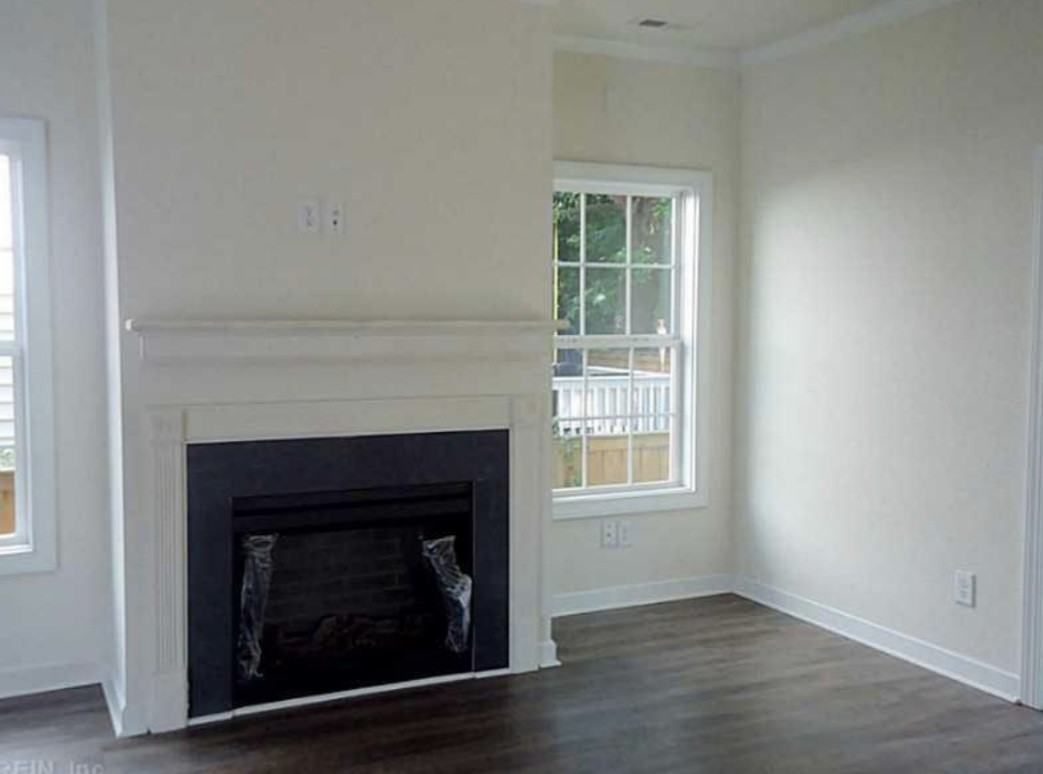 934 Woronoca Ave #1 - Photo 3 of 12