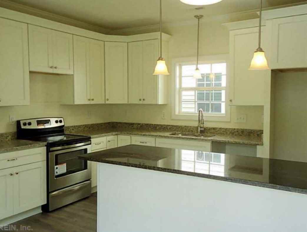 934 Woronoca Ave #1 - Photo 4 of 12