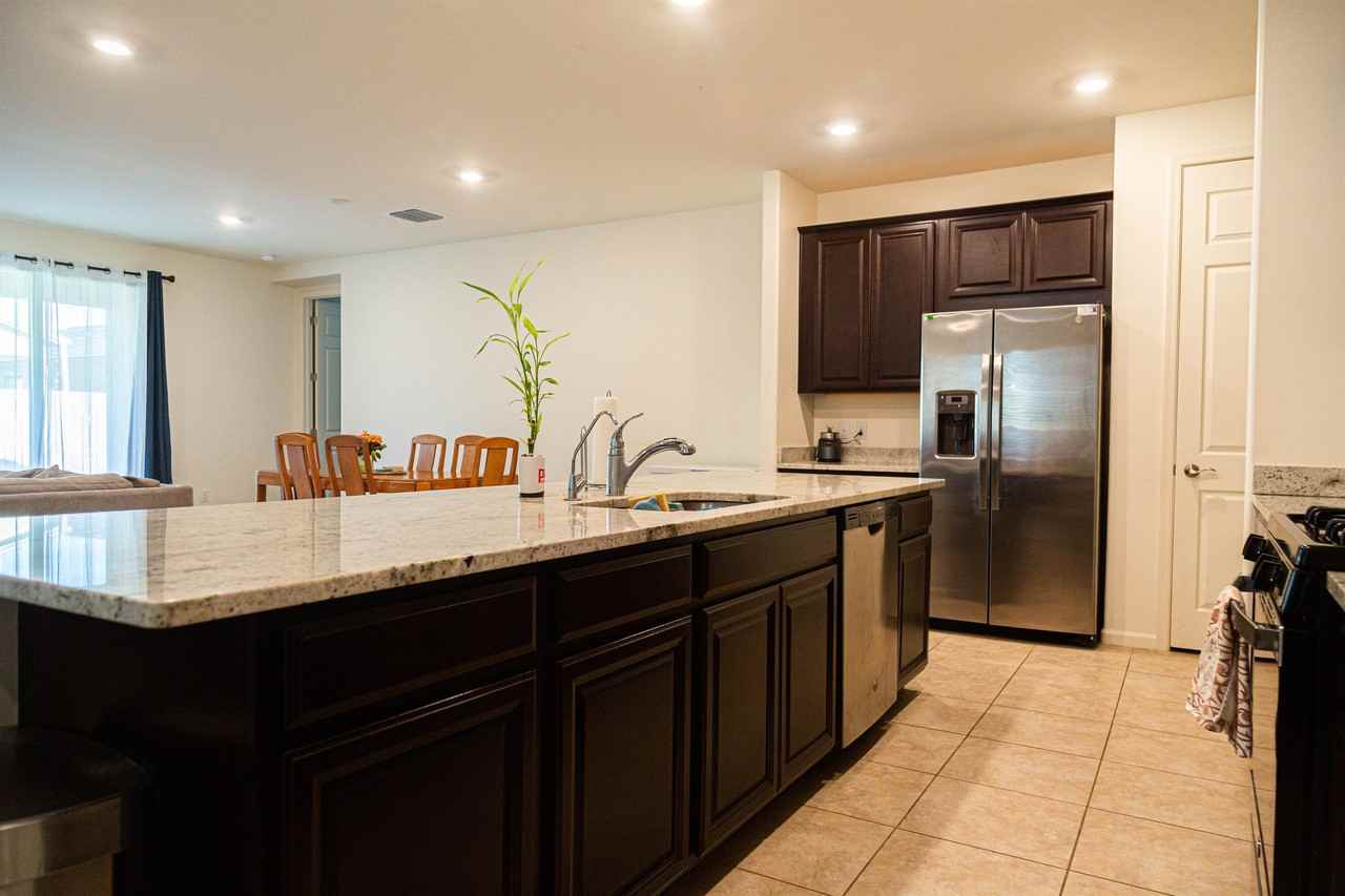 7387 S Via Plaza Del Maya #1 - Photo 7 of 28