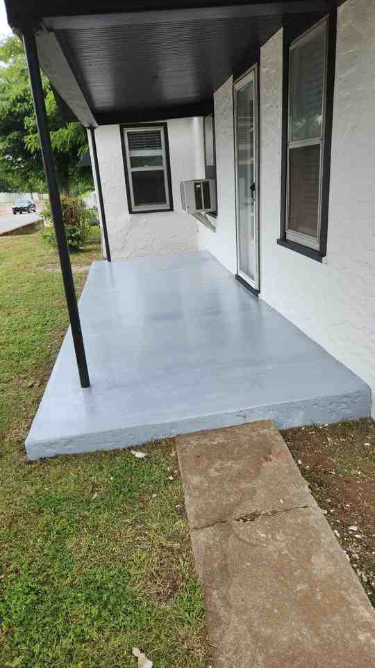 204 N Fretz Ave #1 - Photo 4 of 14