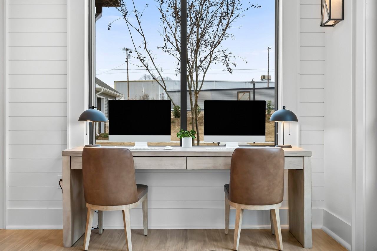 Farmhouse at Easley - Photo 4 of 28