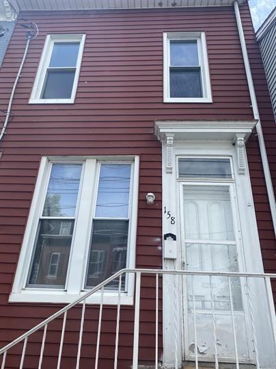 158 Walnut St - Photo 2 of 42