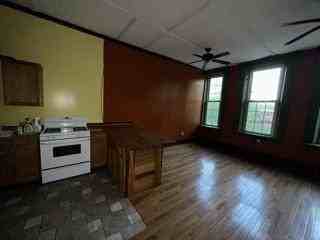 39 N Pike St #1 - Photo 2 of 10