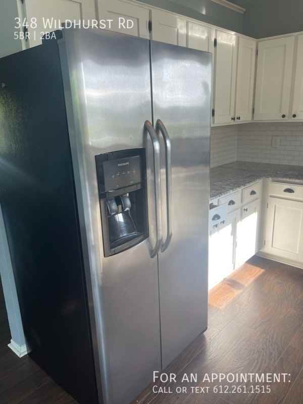 348 Wildhurst Rd - Photo 3 of 22