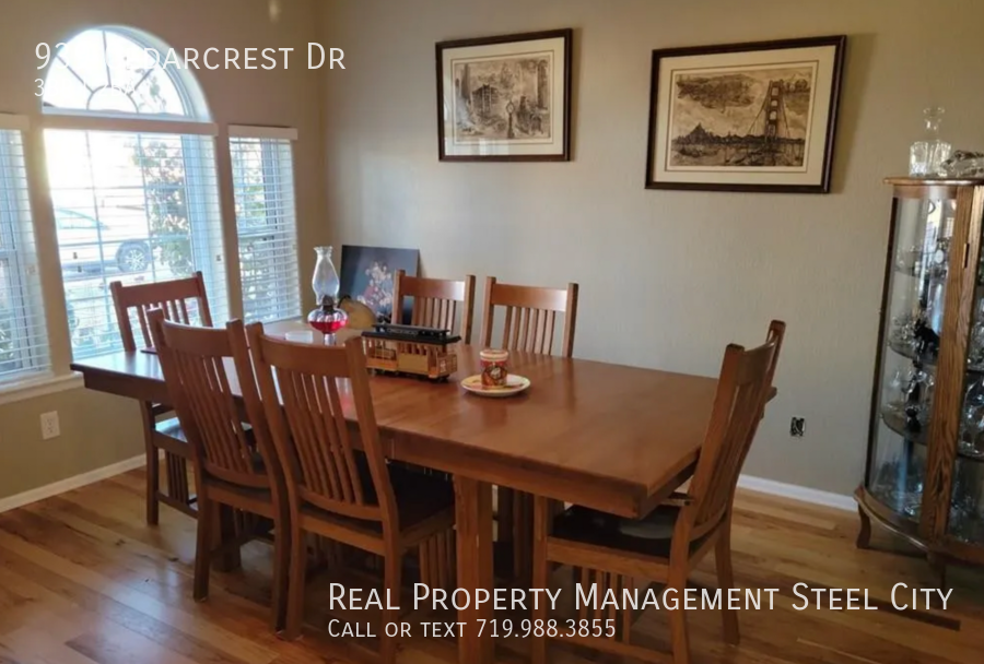 939 Cedarcrest Dr - Photo 2 of 12