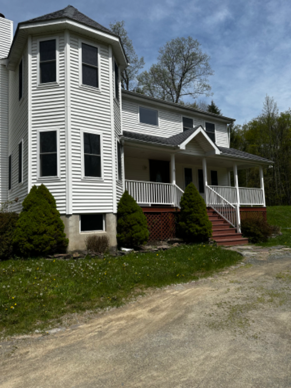 45 Newfoundland Dr - Photo 3 of 18