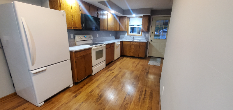 1022 S Hancock St - Photo 2 of 17