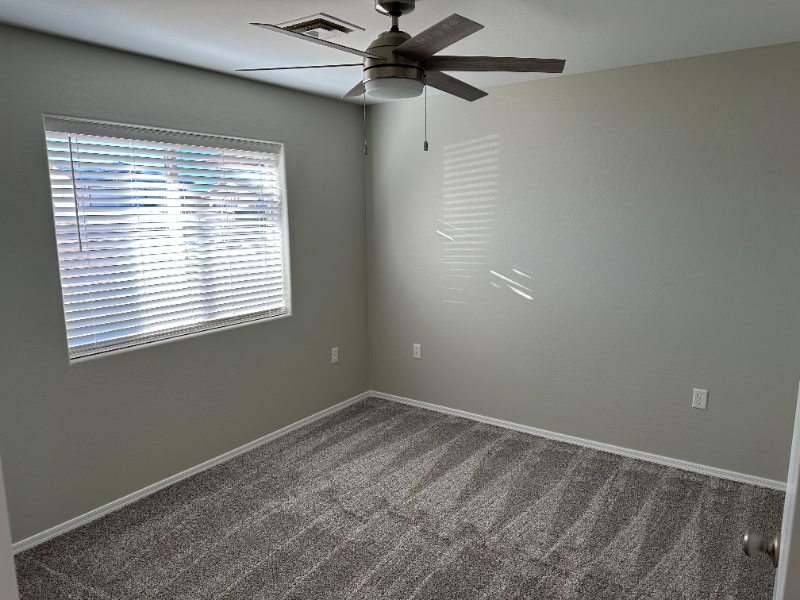 934 W 7th St S - Photo 2 of 17