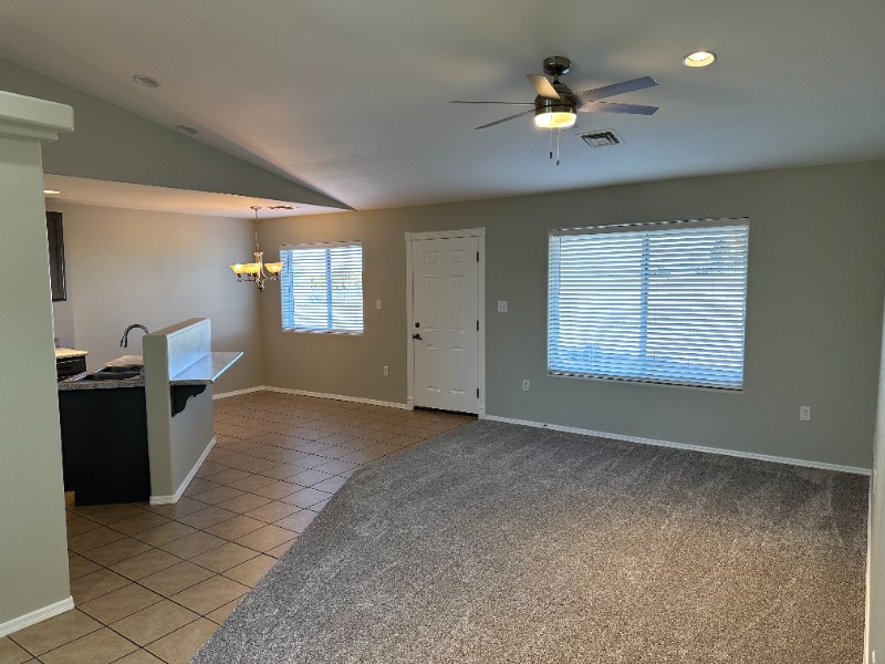 910 W 7th St S - Photo 2 of 17