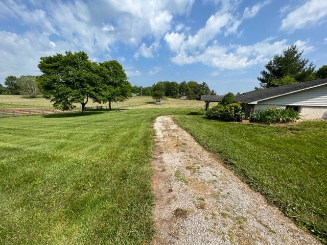 1245 Sirocco Rd - Photo 3 of 9