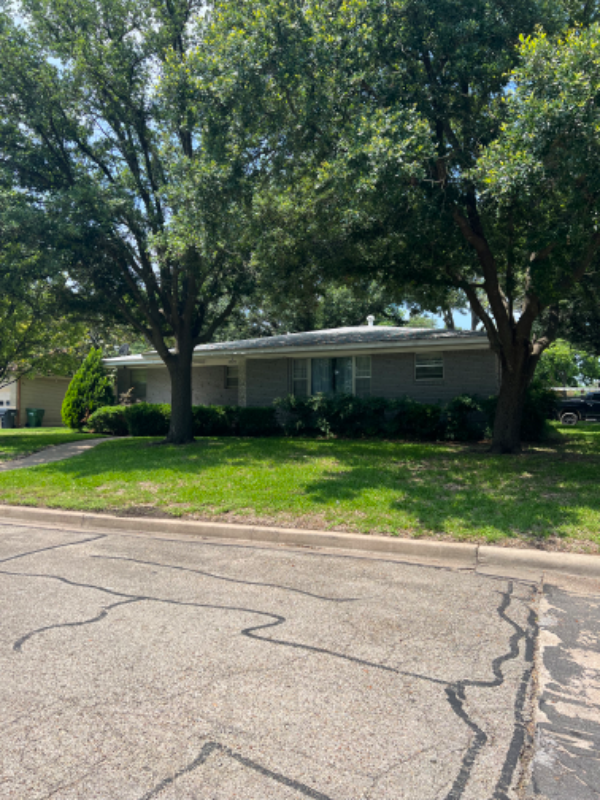 2324 N 50th St - Photo 2 of 6