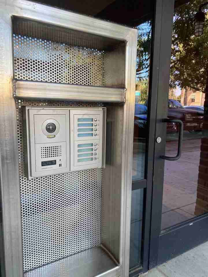 223 N Irwin St #1 - Photo 7 of 12