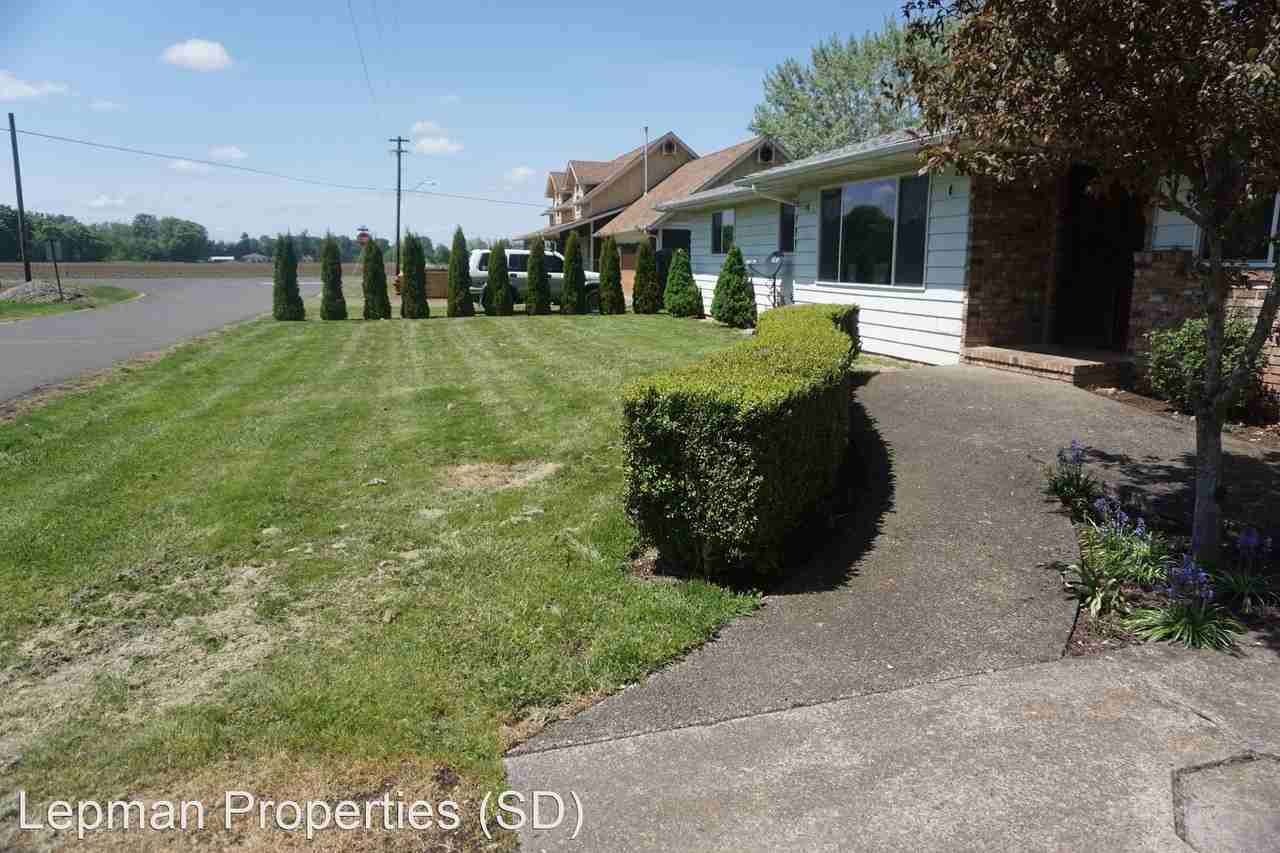 500 Hausman Ave - Photo 2 of 31