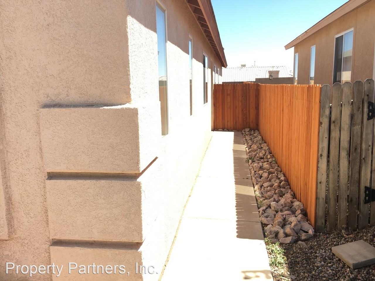 5924 Full Moon Ave Nw - Photo 3 of 23