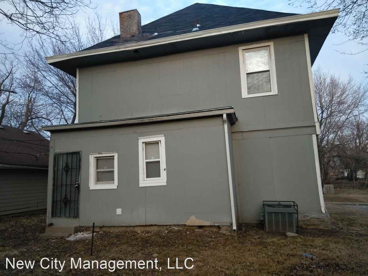 3318 Flora Ave - Photo 3 of 24