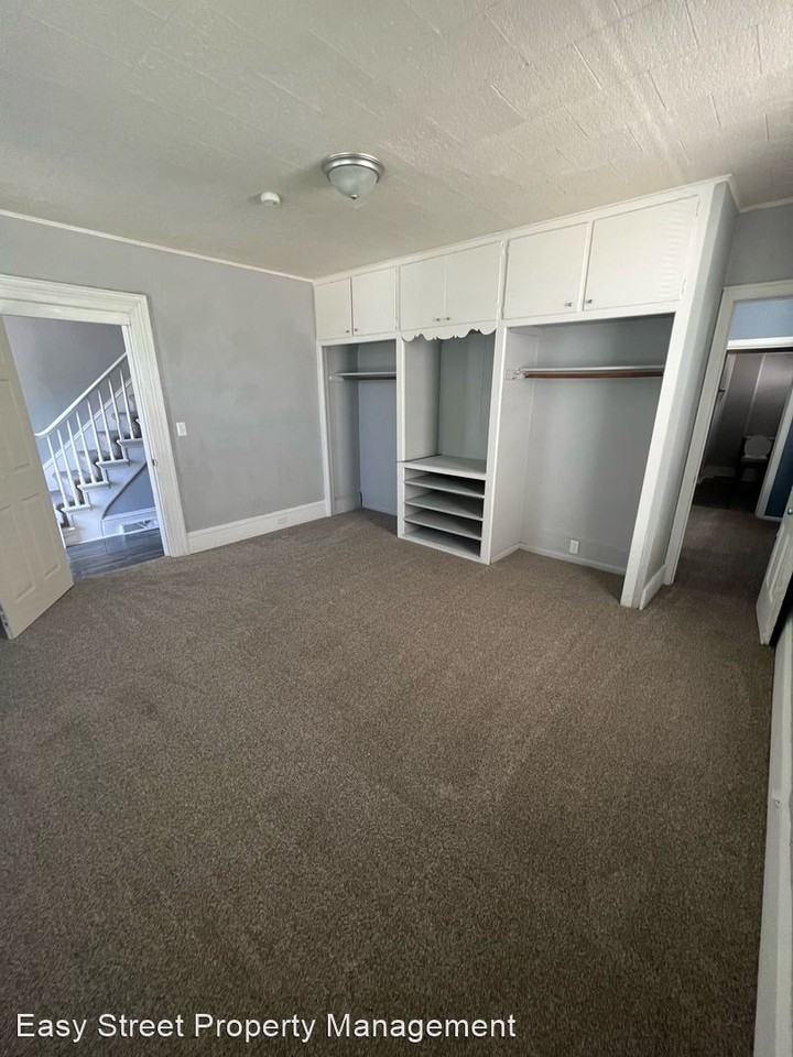 503 S Gertrude St - Photo 3 of 14