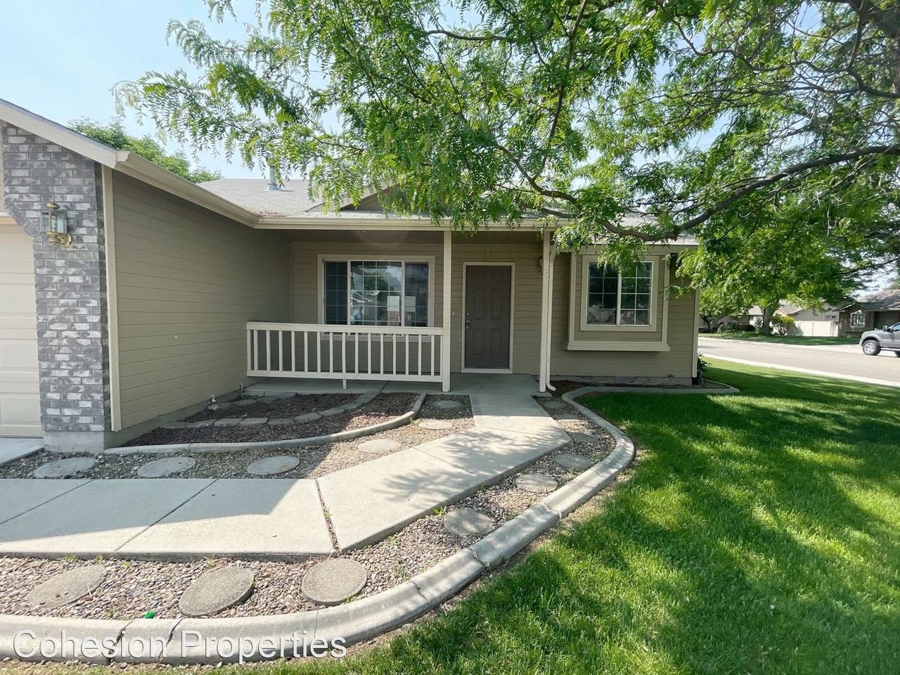 2087 E Clarene St - Photo 2 of 39