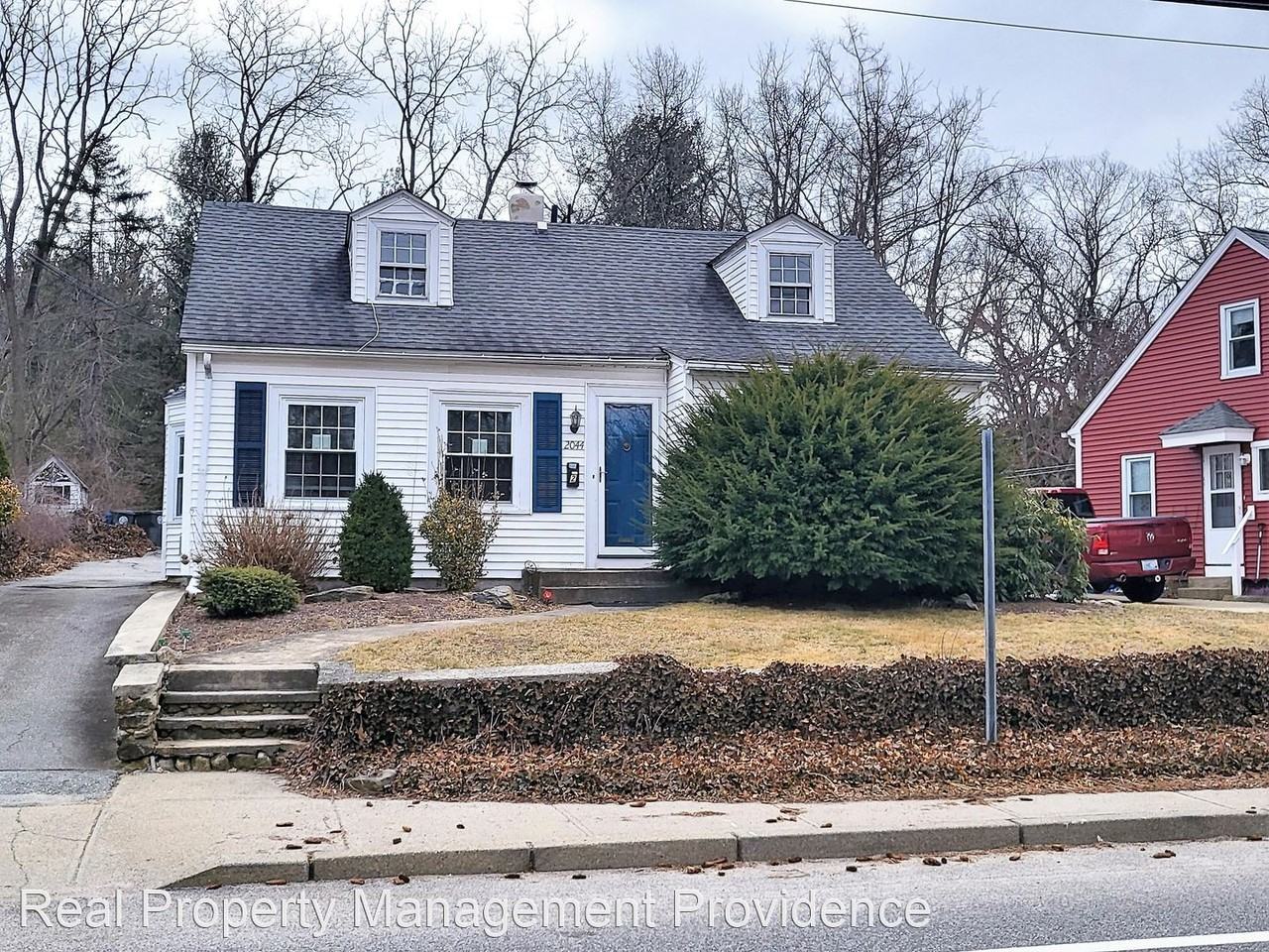 2044 Cranston St, Cranston, RI 02920 Apartment for Rent PadMapper