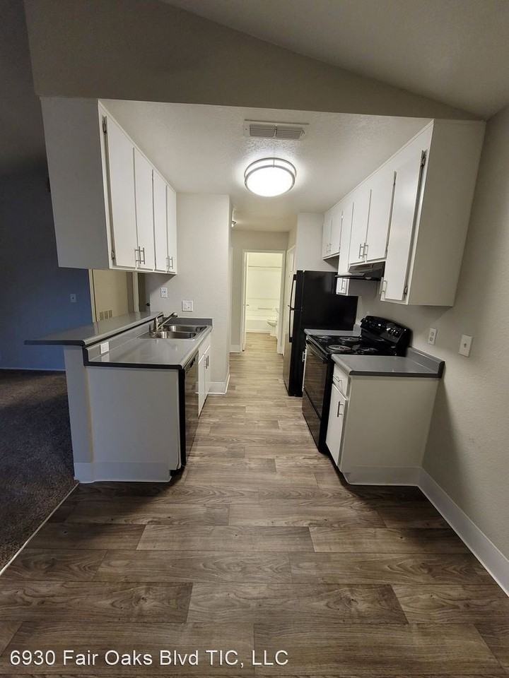 6930 Fair Oaks Blvd - Photo 2 of 20