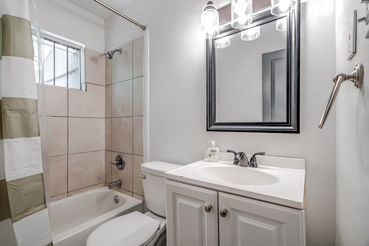 Rhinehill Rd Se - Photo 2 of 14