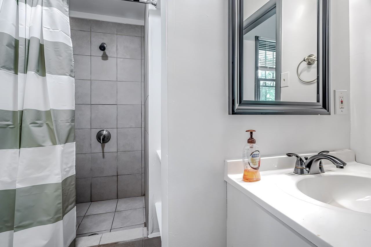 Rhinehill Rd Se - Photo 6 of 14