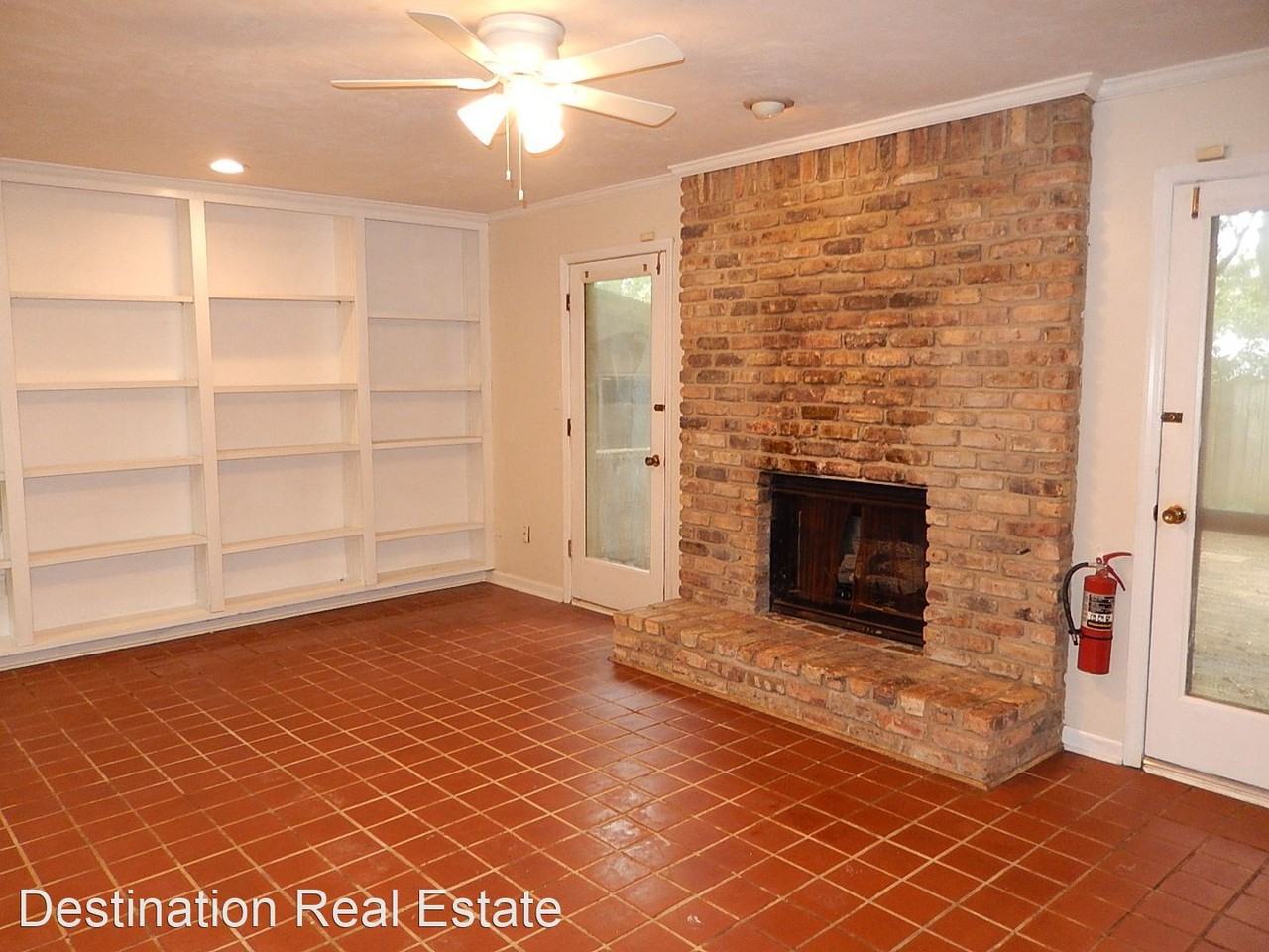 1832 Fernando Ln - Photo 3 of 32