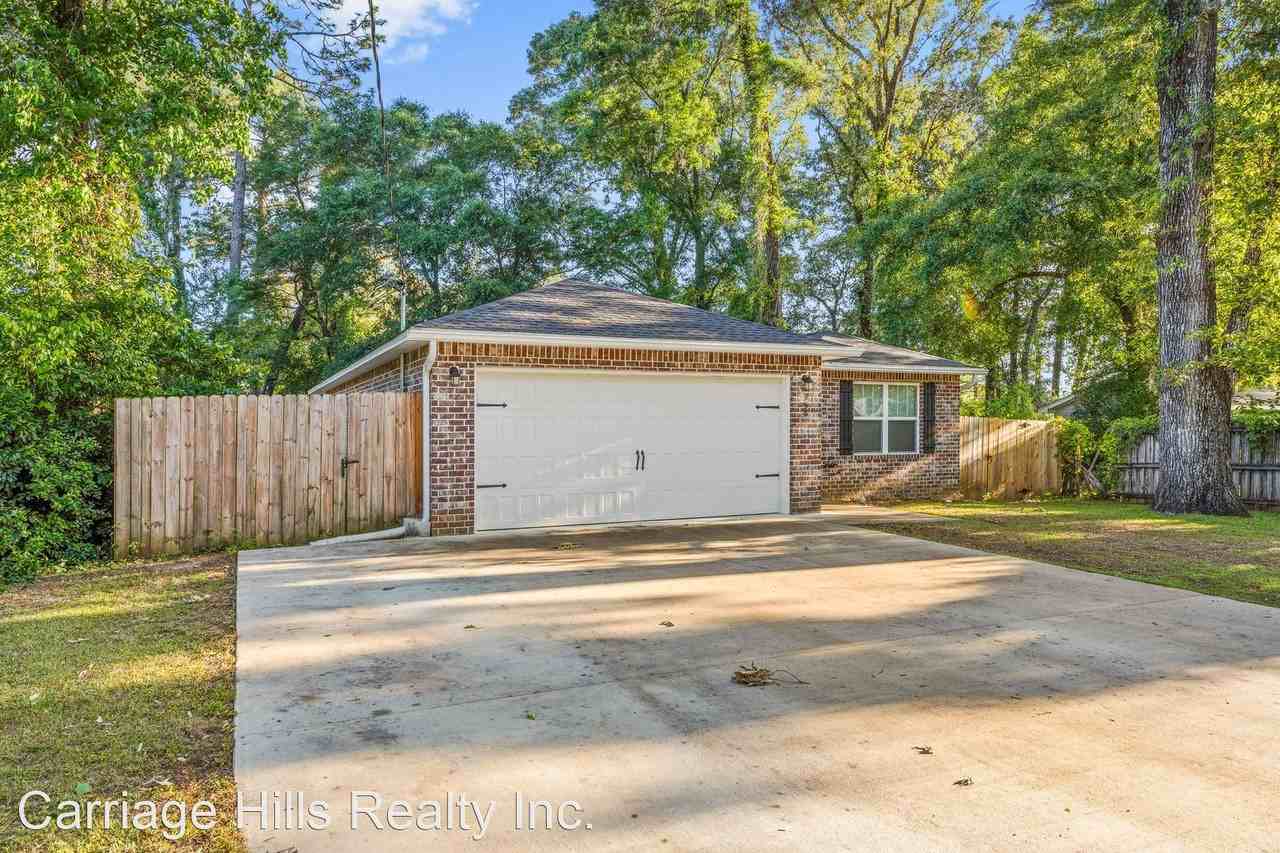 356 Powell Dr - Photo 3 of 39