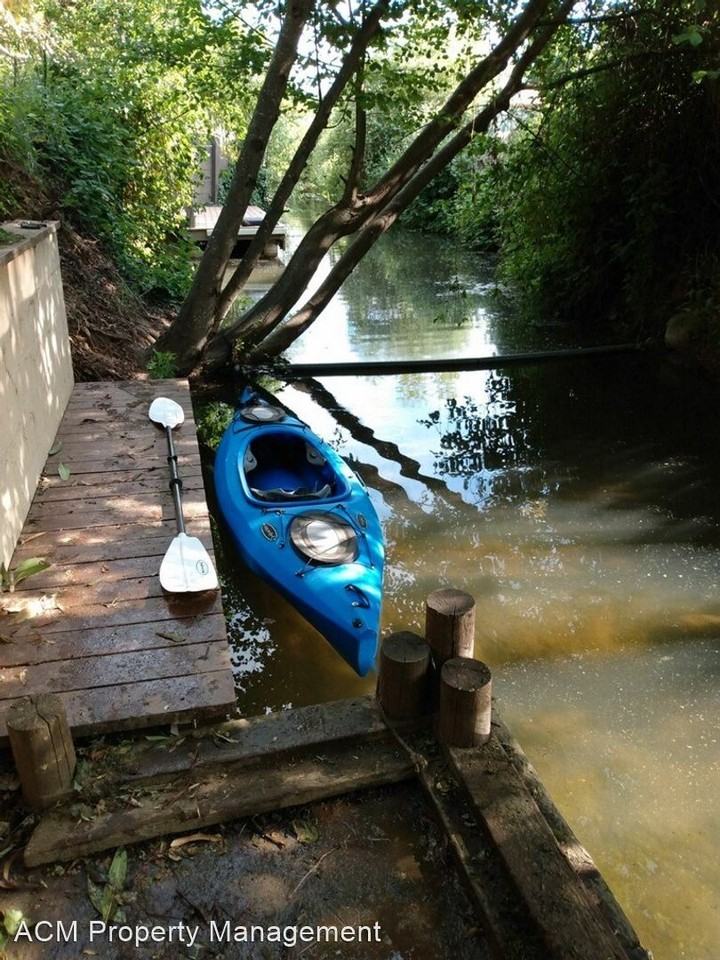 14060 Lake Wildwood Dr - Photo 2 of 32