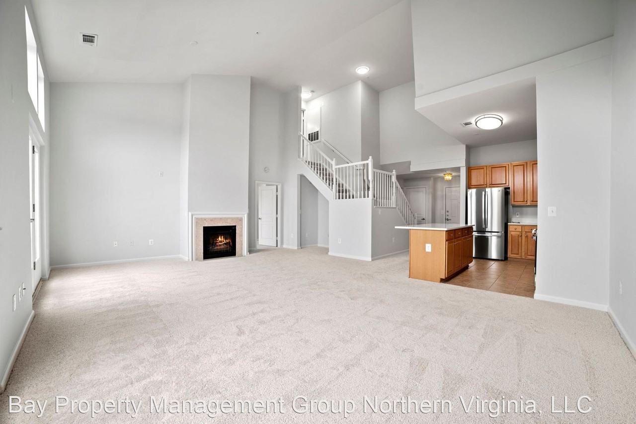 12001 Market St #443