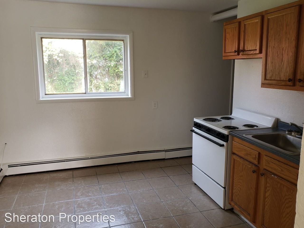 114 Pilgrim Rd - Photo 3 of 9