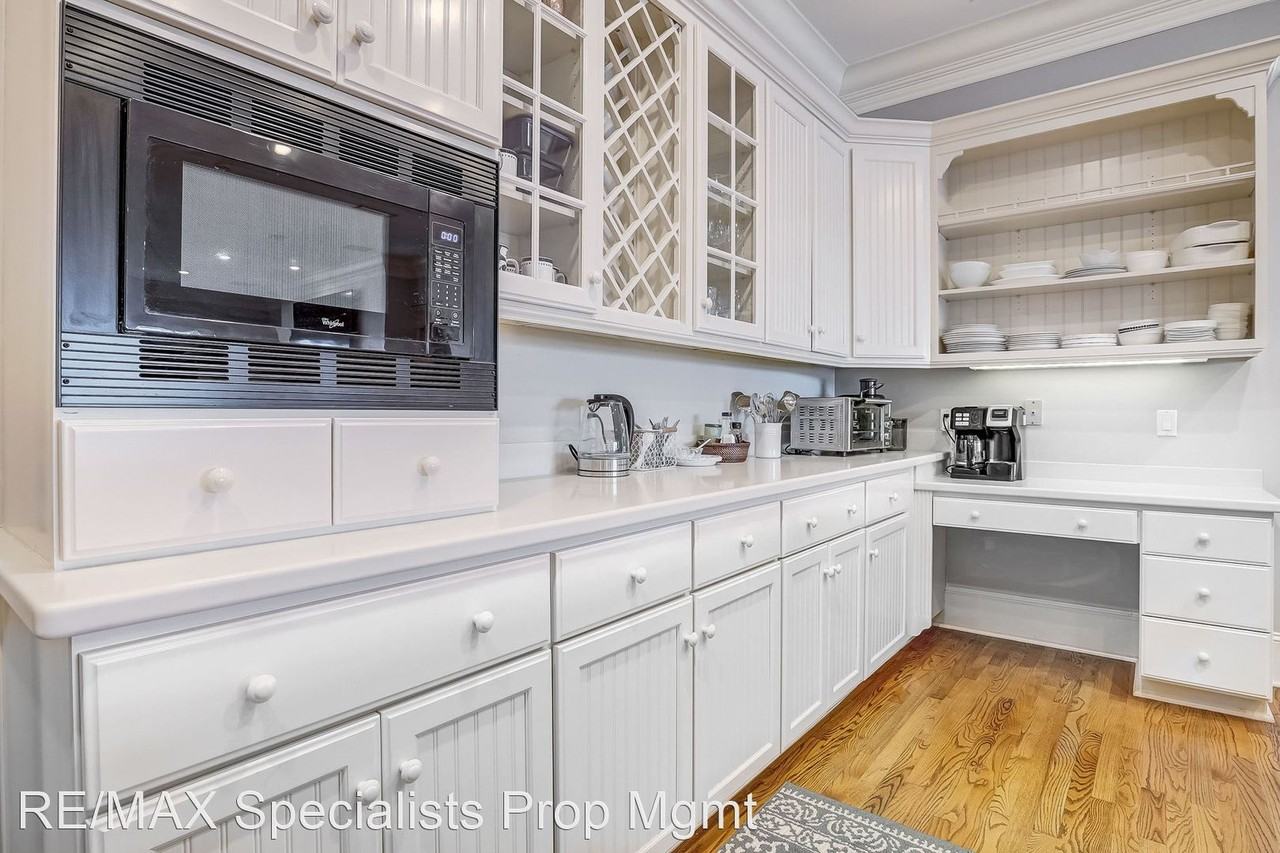 1232 Windsor Harbor Dr - Photo 3 of 10