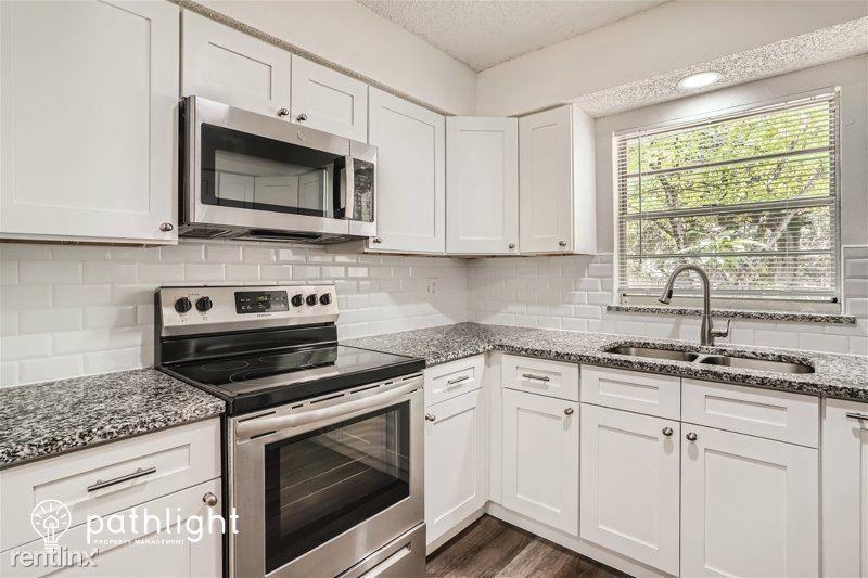 4926 Haines Rd N - Photo 3 of 18