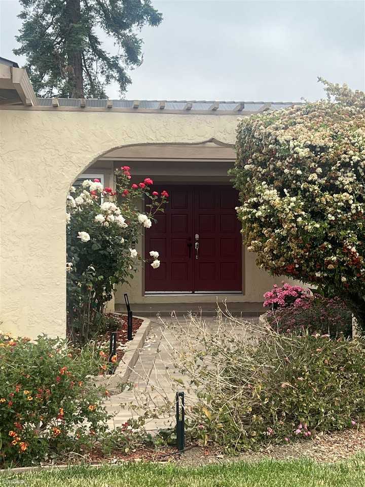 1297 Juli Lynn Dr - Photo 3 of 35