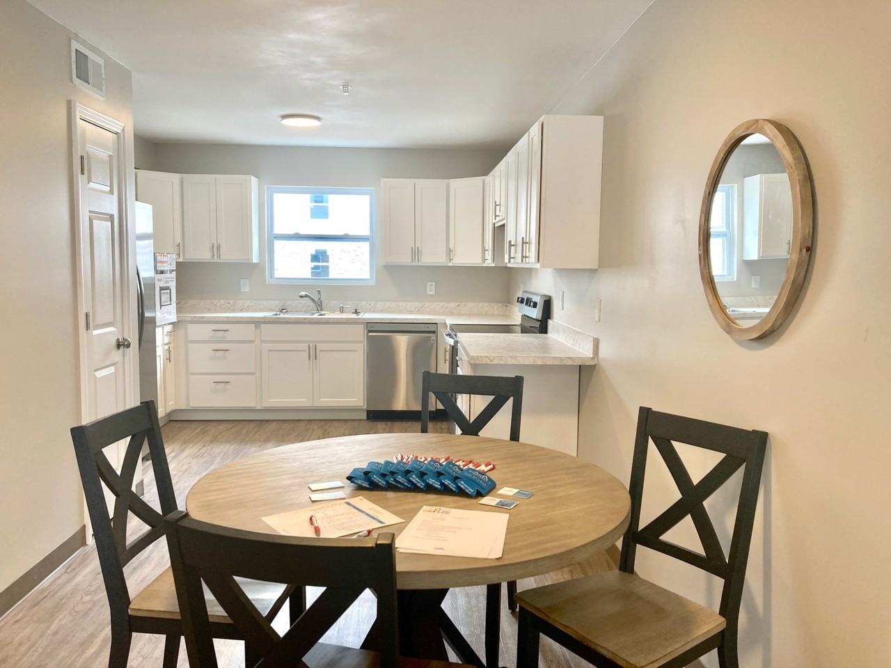 439 7th St #103 - Photo 4 of 13