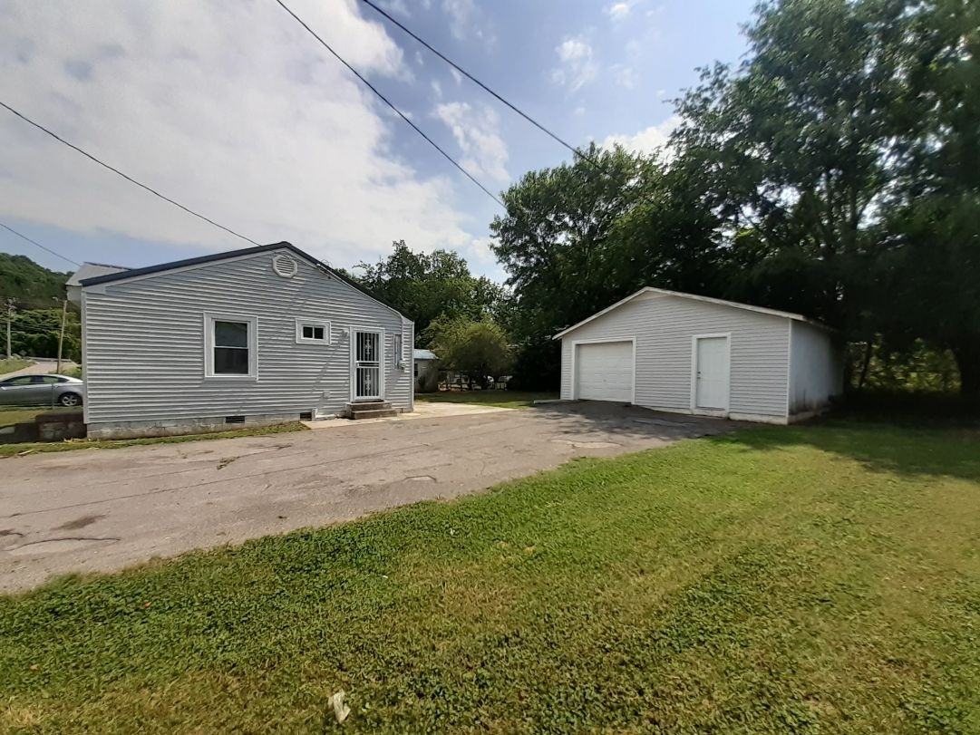 113 Mcbroom St - Photo 2 of 14