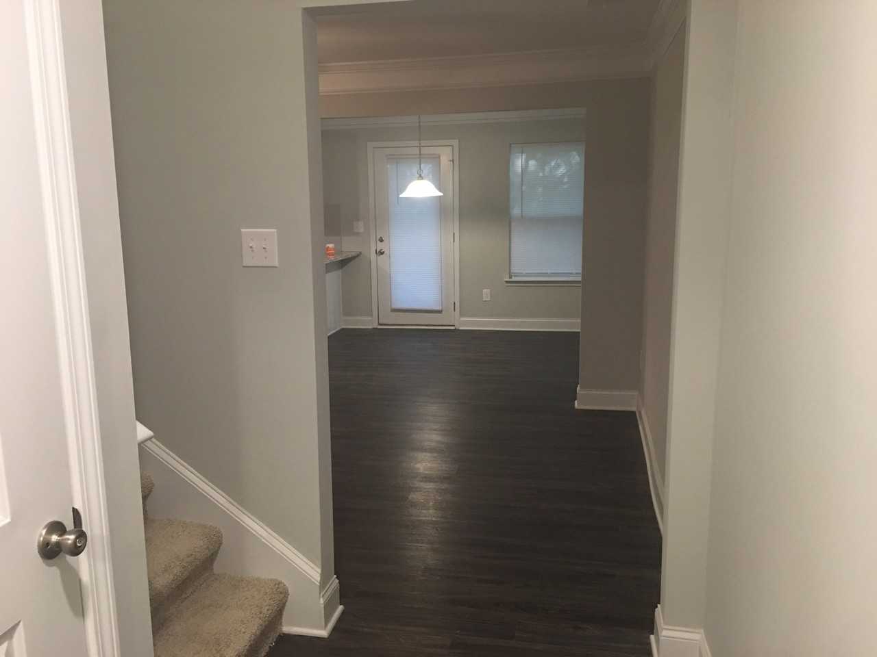 5285 Hanover St - Photo 2 of 9