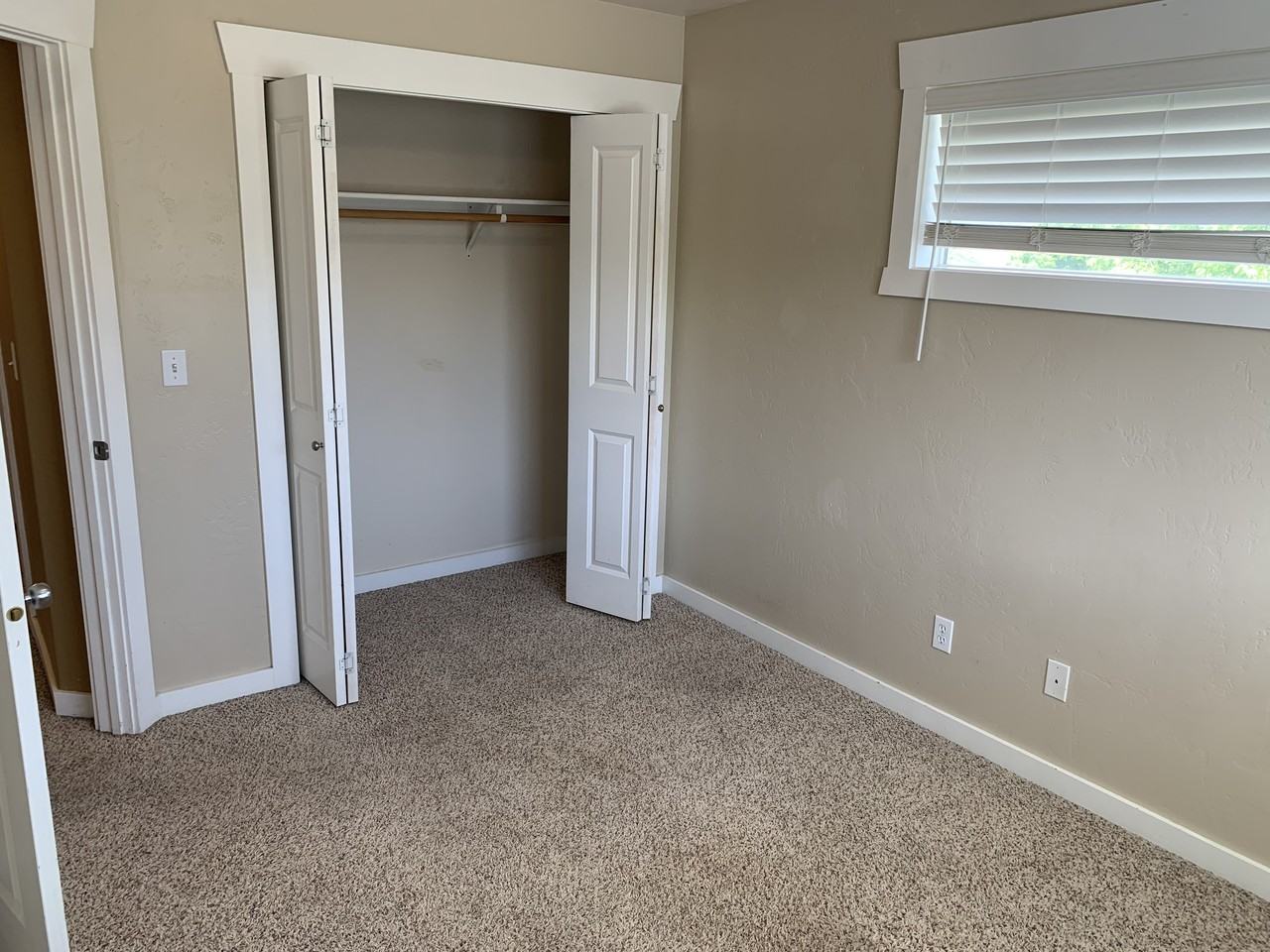 1826 Bluestone Dr - Photo 7 of 25