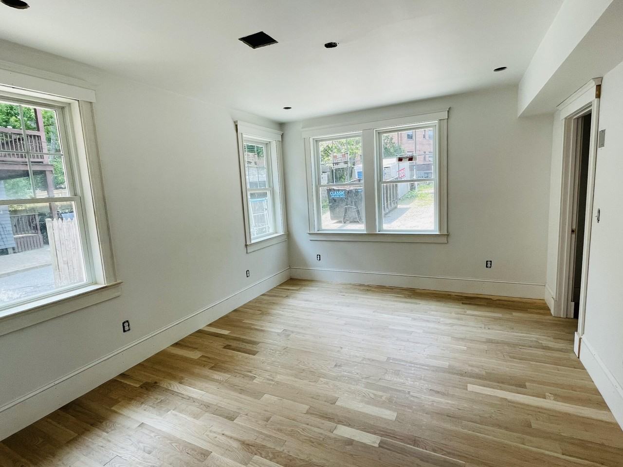 52 Jamaica Rd #1 - Photo 3 of 12