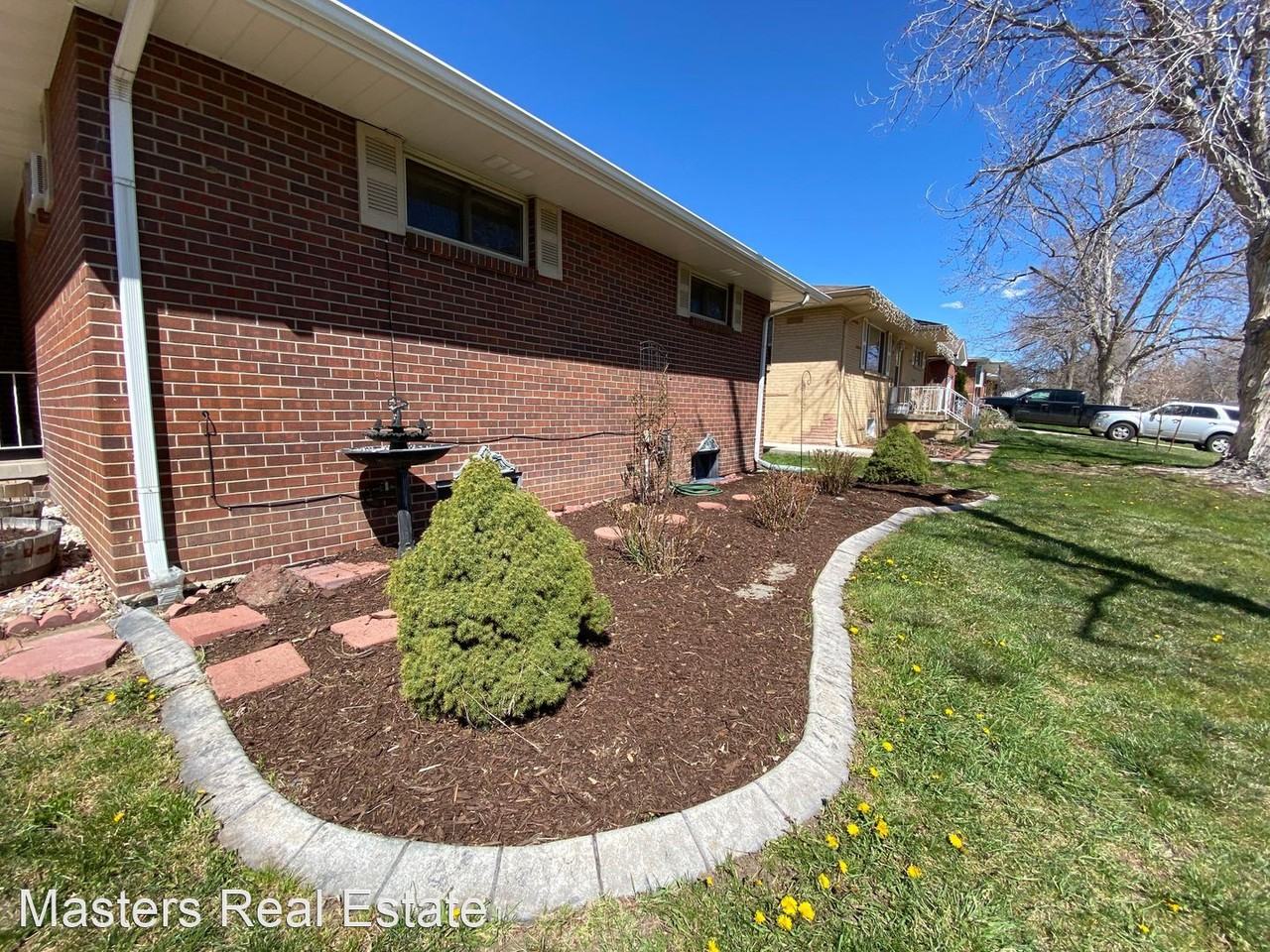 2245 Marshall St - Photo 2 of 33