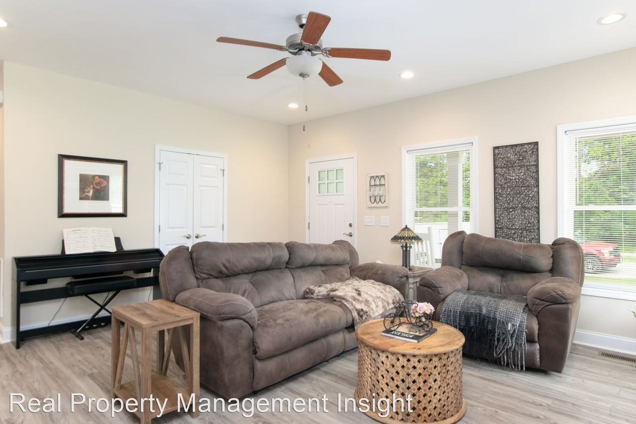 503 Energy Dr - Photo 3 of 17