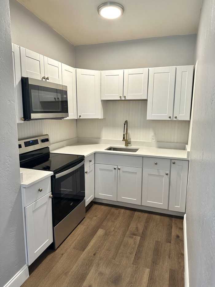 2921 Emerson Ave S #2921 - Photo 2 of 7