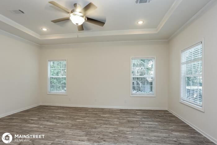 1636 13th St S - Photo 2 of 15