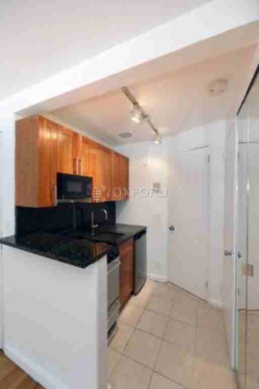 Sullivan St #30123 - Photo 3 of 4