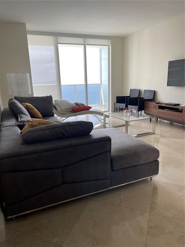 (address hidden) - Photo 3 of 19