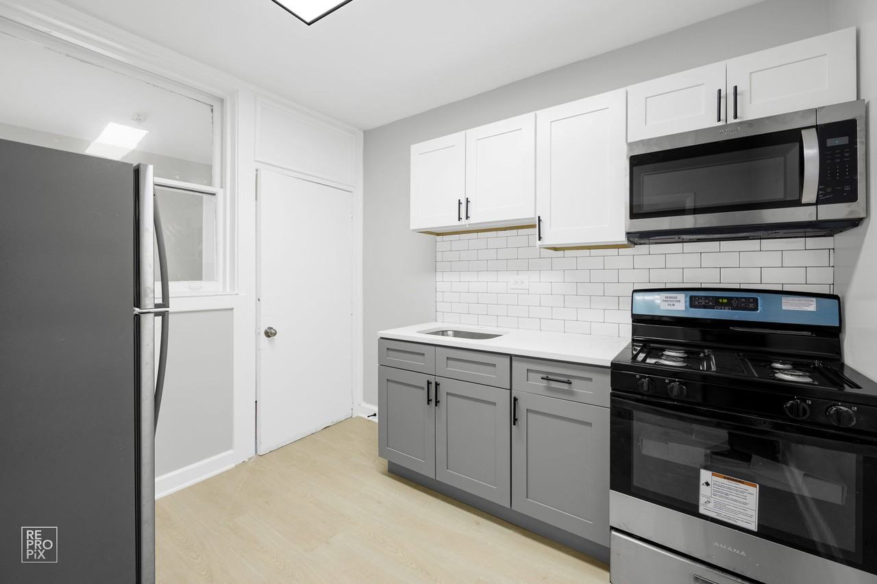 7031 S Chappel - Photo 2 of 15