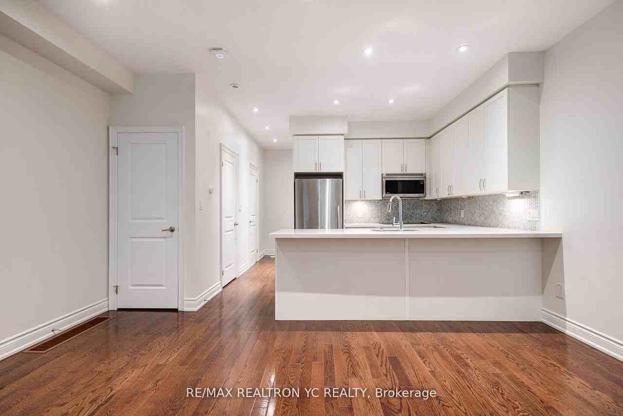 40 Hargrave Lane, Toronto, ON M4N 0A4 3 Bedroom House for 3,775/month