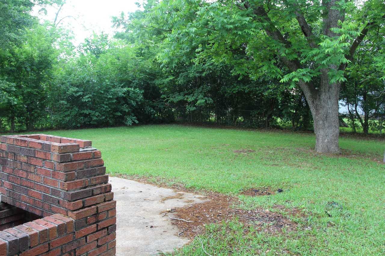 1515 Evelyn Avenue #1 - Photo 7 of 8