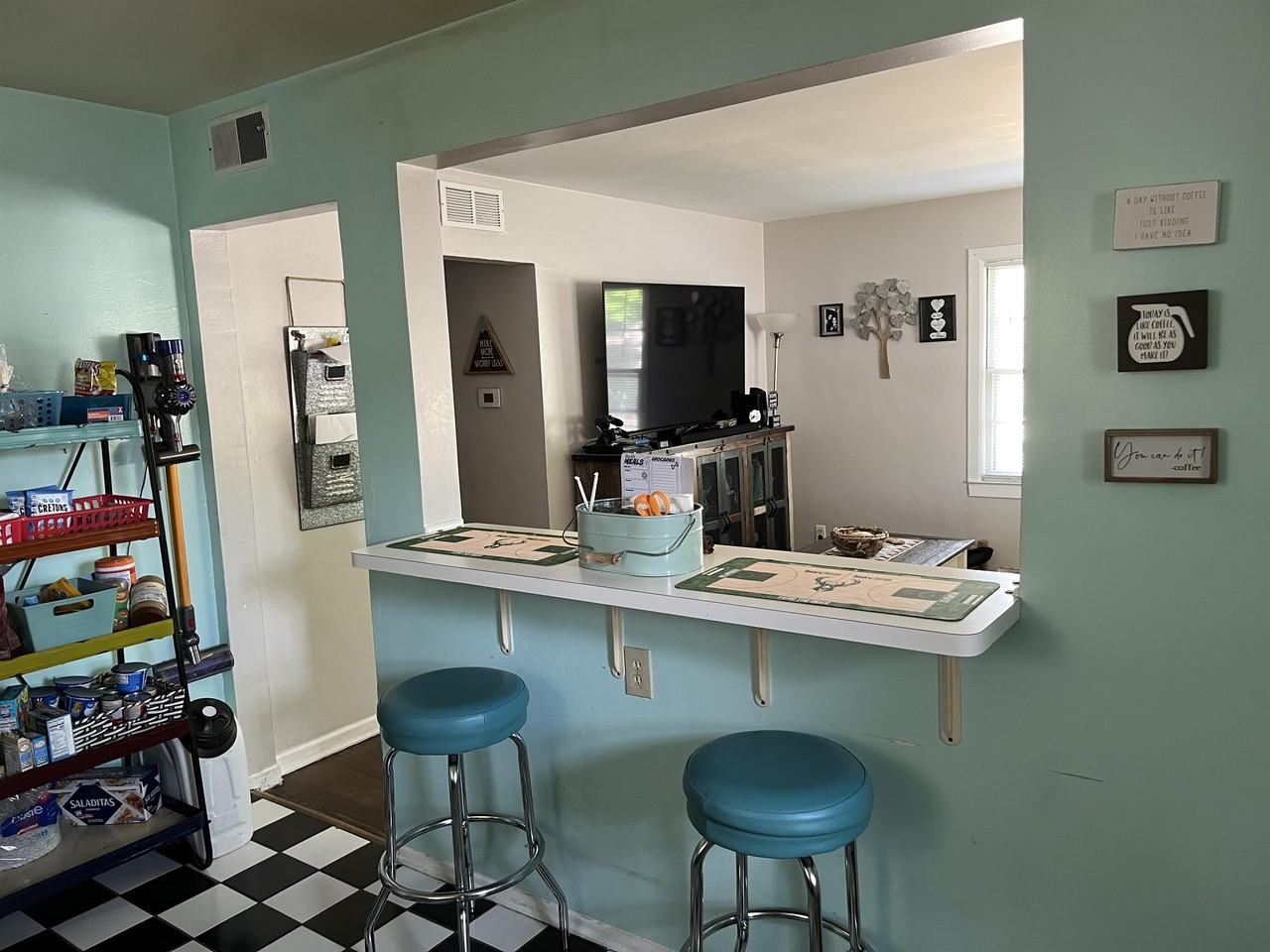 1130 E Russell Ave #1 - Photo 5 of 17