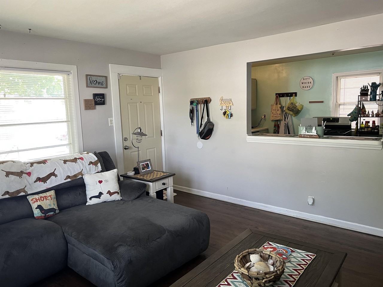 1130 E Russell Ave #1 - Photo 6 of 17